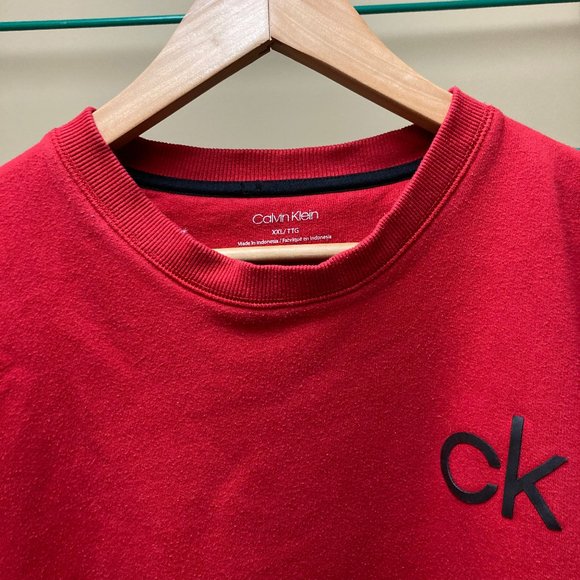 Calvin Klein Red Crewneck (XXL) - Picture 5 of 5
